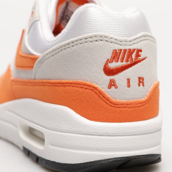 Дамски маратонки NIKE AIR MAX 1 '87 dz2628-002 цвят оранжев