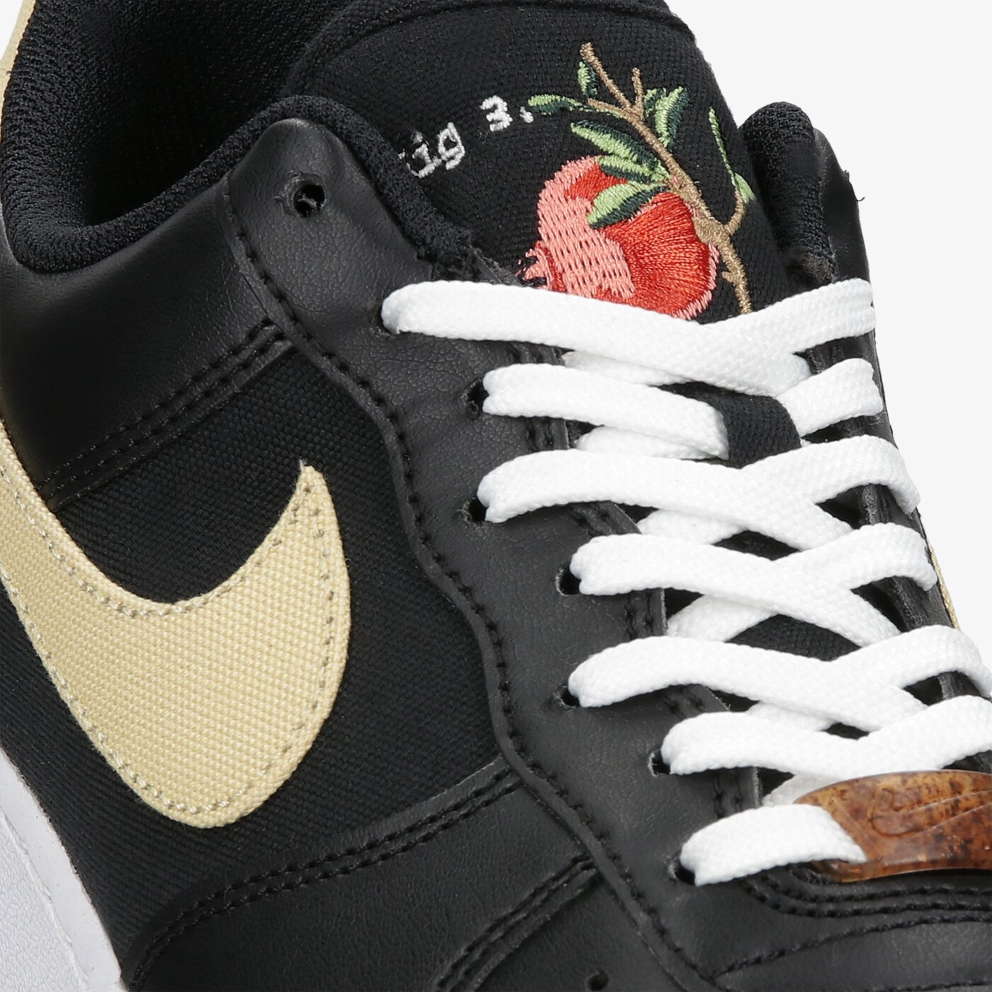 Мъжки маратонки NIKE AIR FORCE 1 '07 LV8 cz0338-001 цвят черен