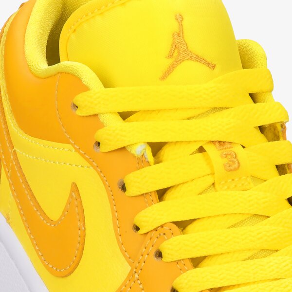 Дамски маратонки JORDAN 1 LOW dc0774-700 цвят жълт