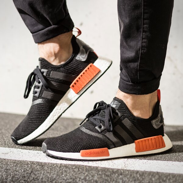 Мъжки маратонки ADIDAS NMD_R1 aq0882 цвят черен