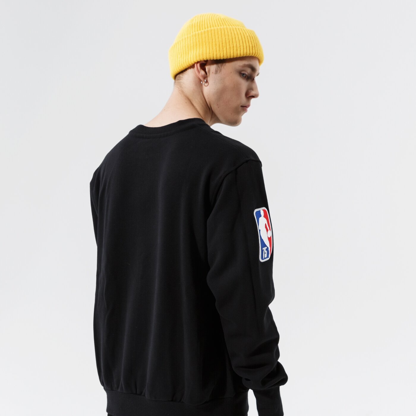 Мъжки суичър NIKE СУИТЧЪР LAL M NK FLC CREW CTS 75 NBA dj2801-010 цвят черен