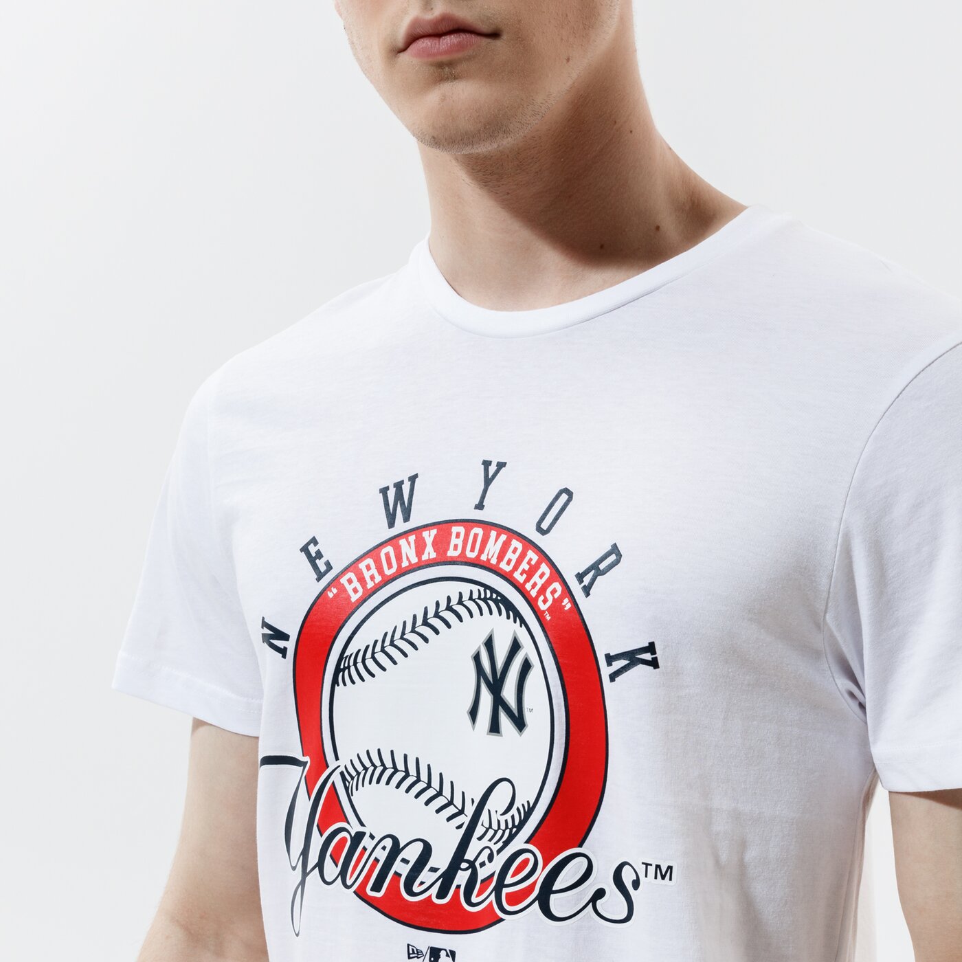 Мъжка тениска NEW ERA ТЕНИСКА MLB GRAPHIC TEE NY YAN WHT 12835842 цвят бял