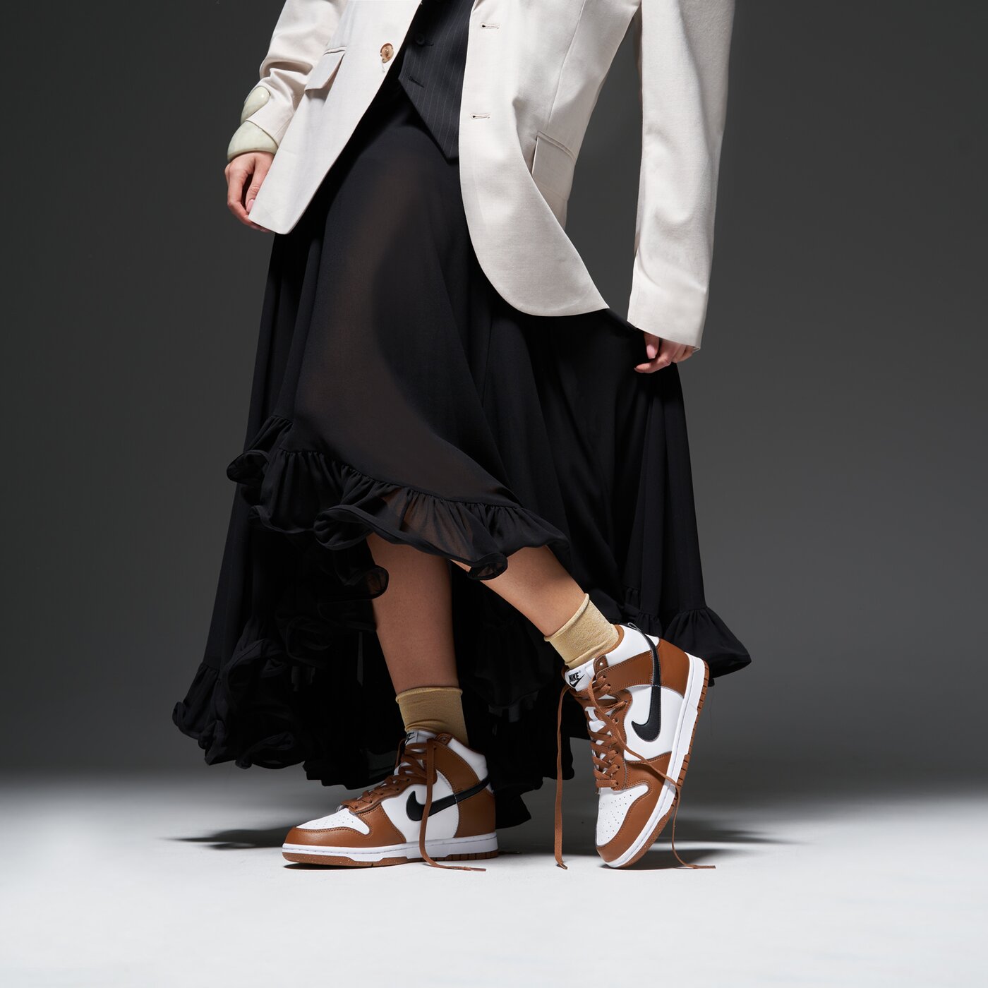 Дамски маратонки NIKE W DUNK HIGH NN fv5960-200 цвят бял