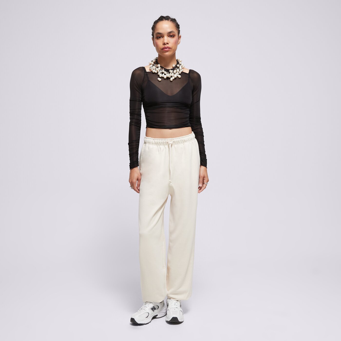 Дамски панталони NEW BALANCE ПАНТАЛОНИ ATHLETICS   FRENCH TERRY JOGGER wp41513lin цвят бежов