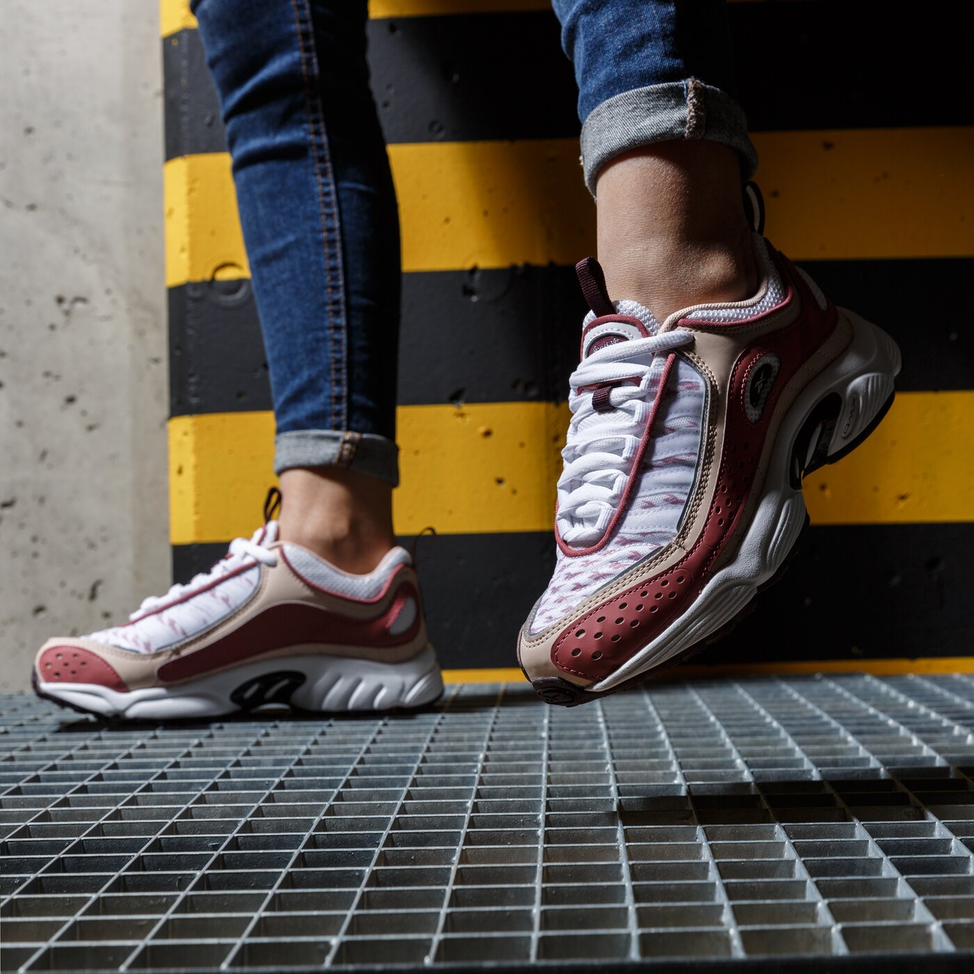 Дамски маратонки REEBOK DAYTONA DMX II dv7353 цвят розов