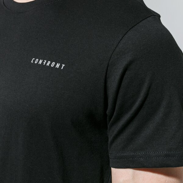 Мъжка тениска CONFRONT ТЕНИСКА SMALL LOGO TEE BLACK  cf121tsm48002 цвят черен
