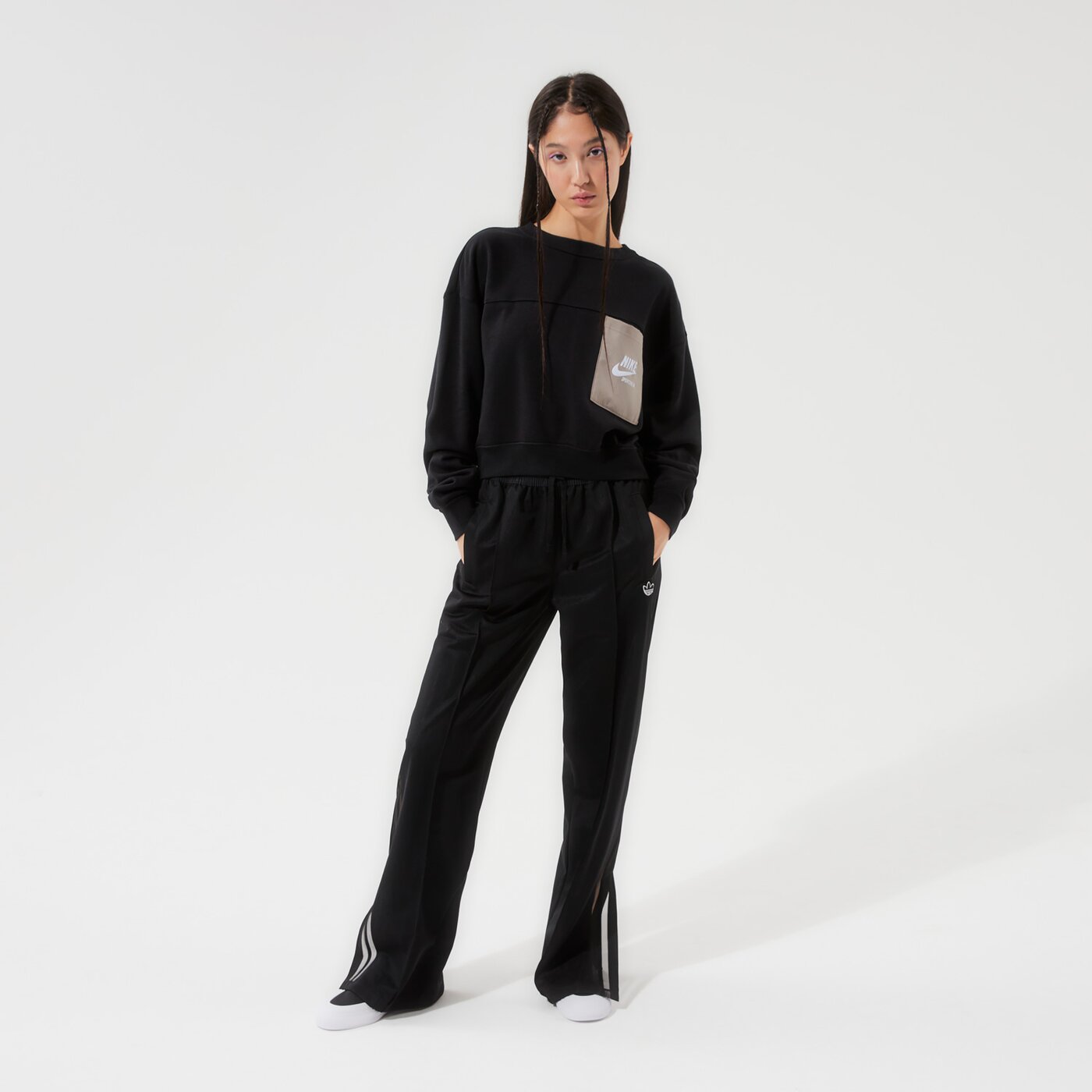 Дамски суичър NIKE СУИТЧЪР W NSW FLC CREW HTG dd5669-010 цвят черен