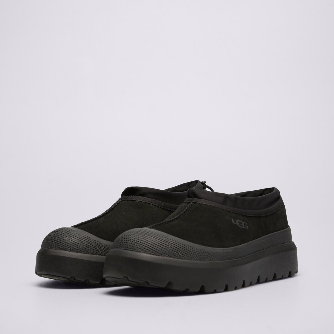 Мъжки зимни обувки UGG M TASMAN WEATHER HYBRID 1144096-bblc цвят черен