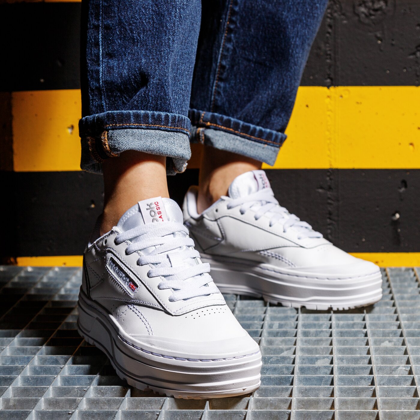 Дамски маратонки REEBOK CLUB C DOUBLE GEO gw0223 цвят бял