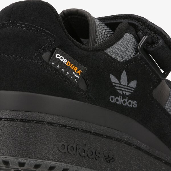 Мъжки маратонки ADIDAS FORUM LOW gy5720 цвят черен