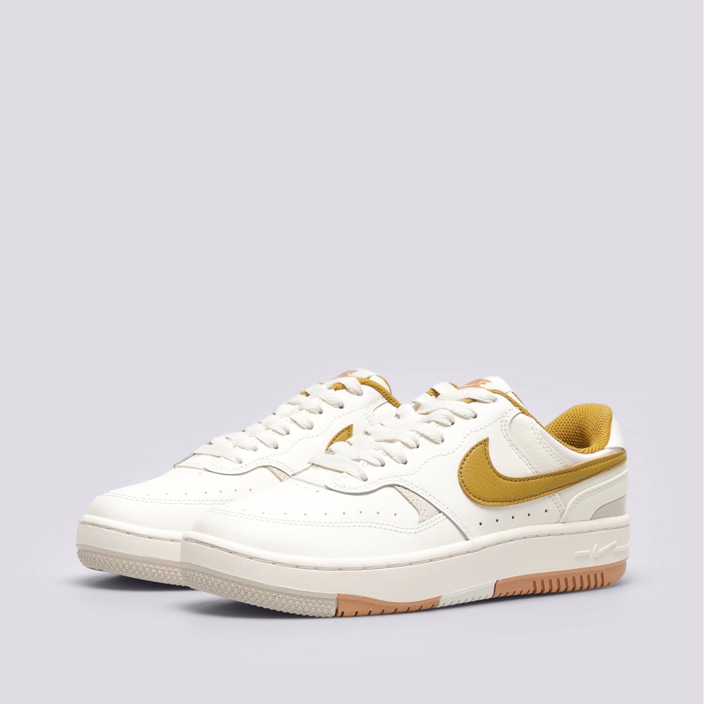 Дамски маратонки NIKE GAMMA FORCE dx9176-105 цвят бежов