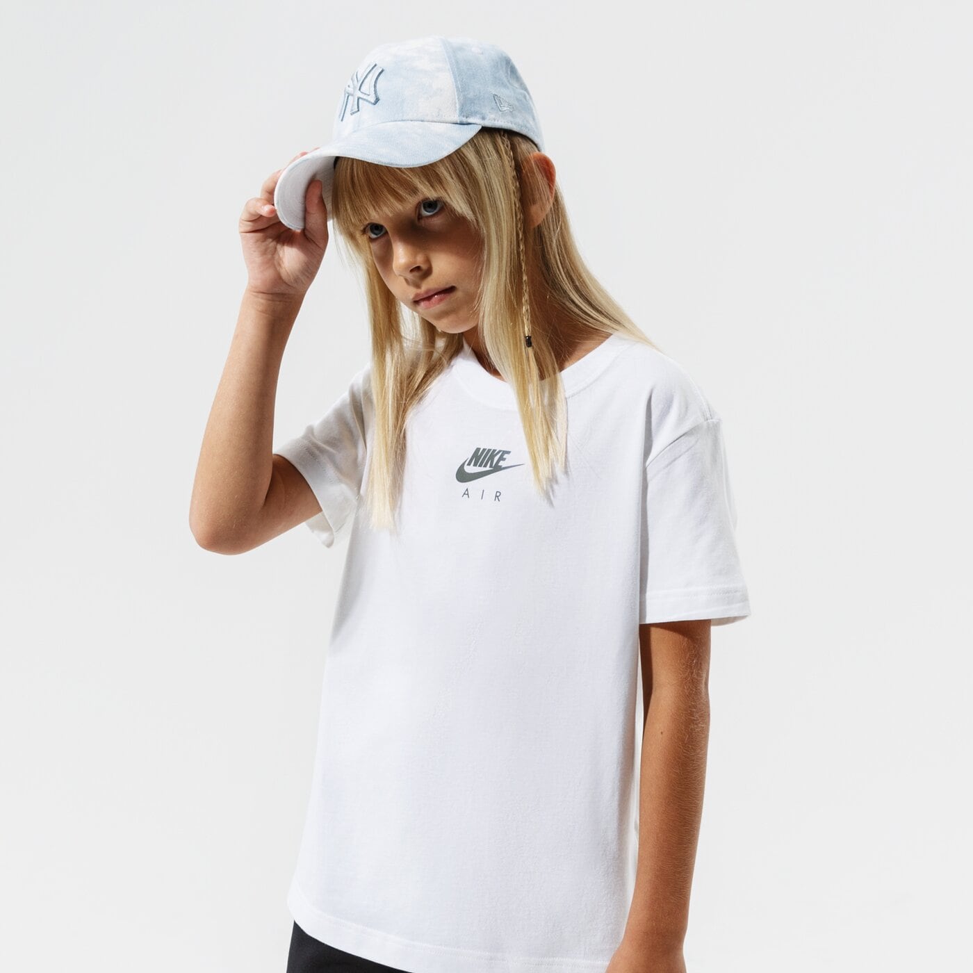 Детска тениска NIKE ТЕНИСКА G NSW TEE BF NIKE AIR GIRL dj6933-100 цвят бял
