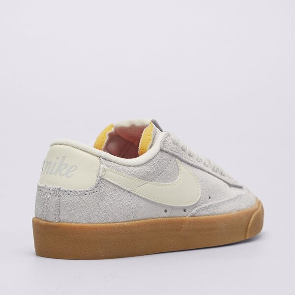 Дамски маратонки NIKE BLAZER LOW '77 VINTAGE fq8060-003 цвят син