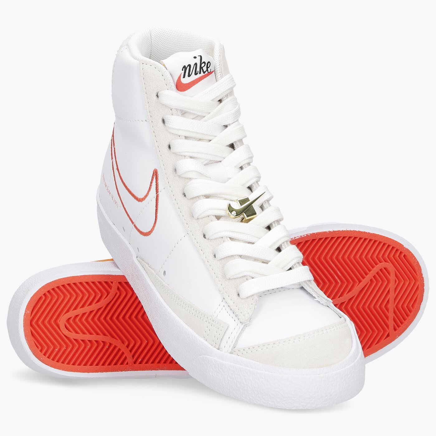 Дамски маратонки NIKE BLAZER MID '77 SE dh6757-100 цвят бял