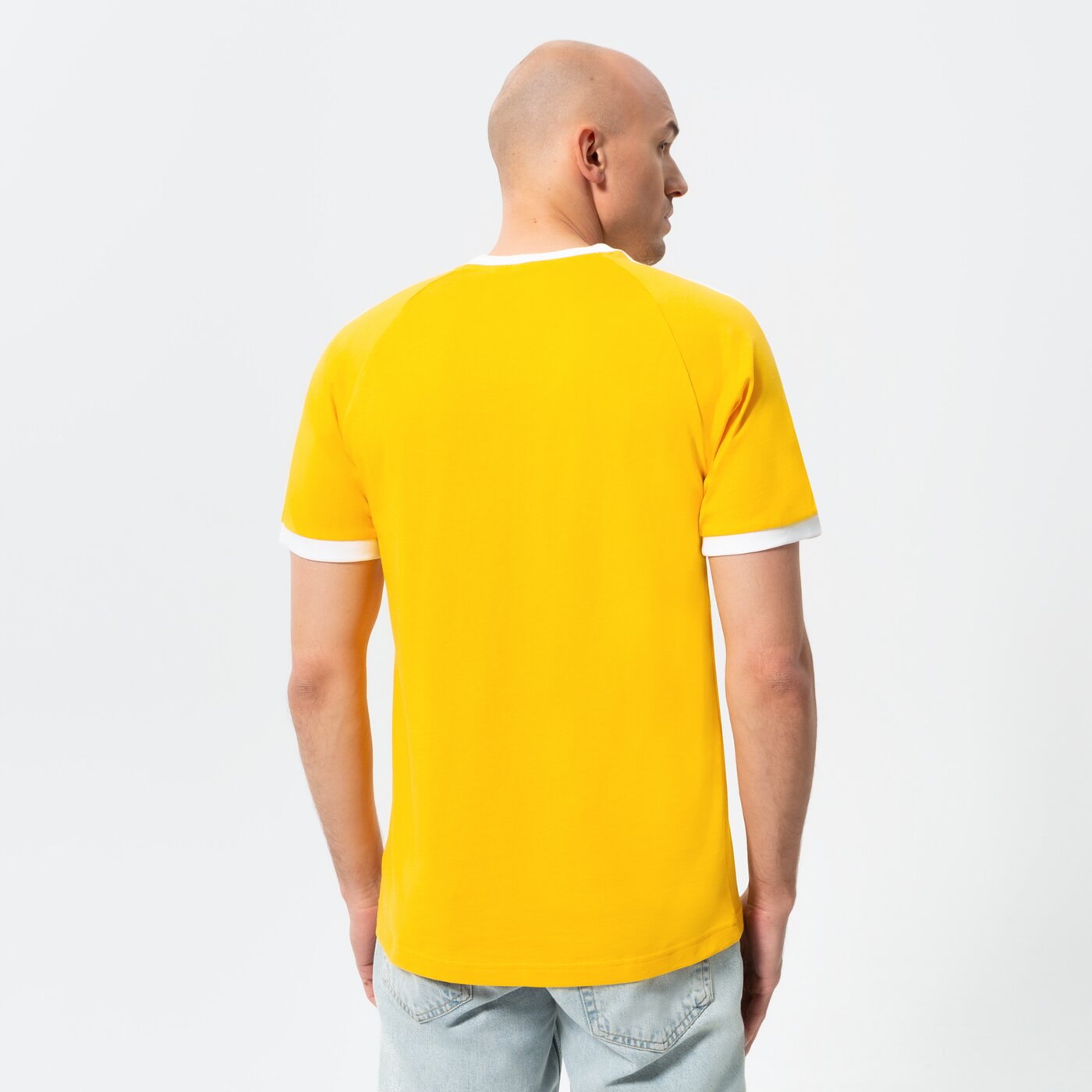 Мъжка тениска ADIDAS ТЕНИСКА 3-STRIPES he9550 цвят жълт