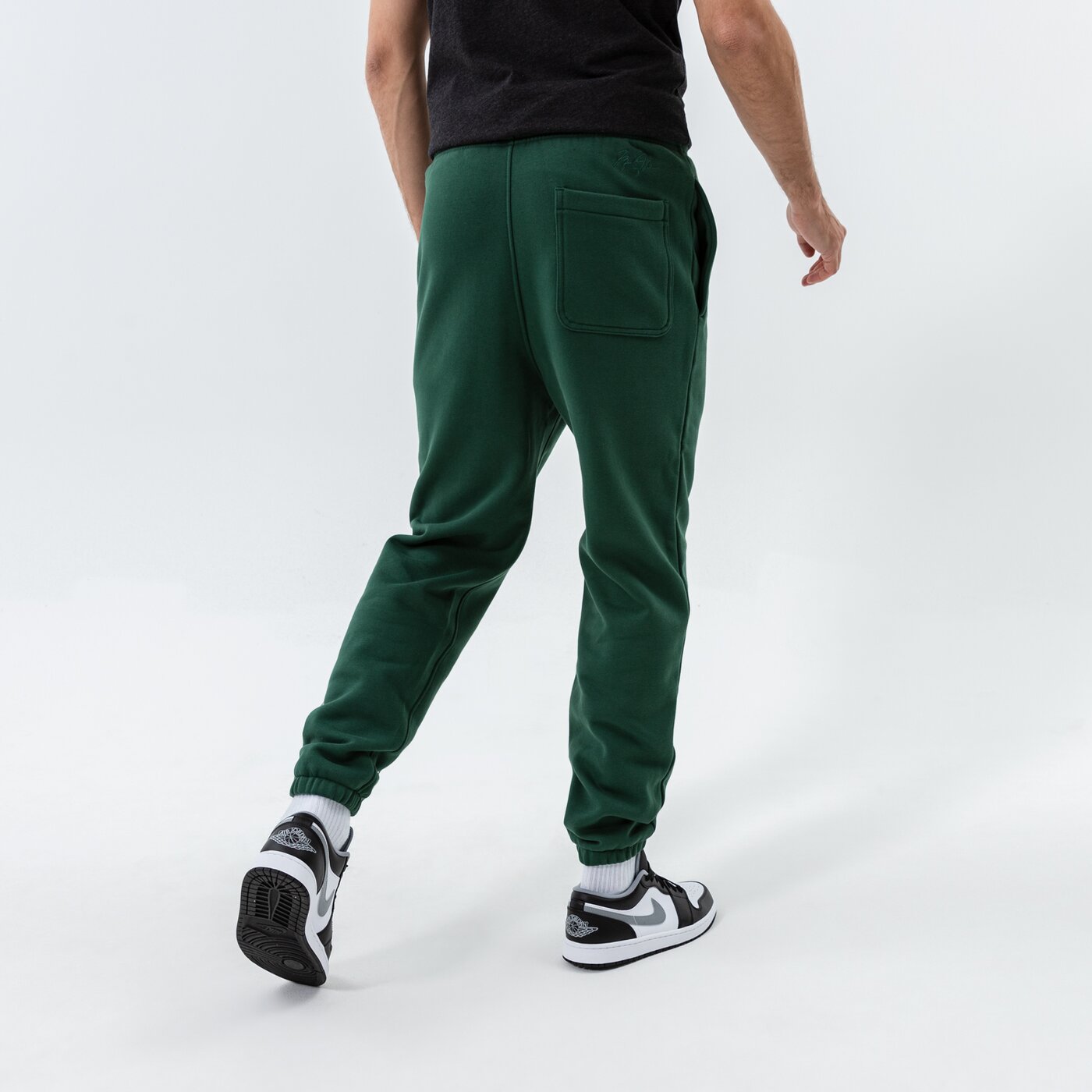 Мъжки панталони JORDAN ПАНТАЛОНИ M J ESS FLC PANT da9820-333 цвят зелен