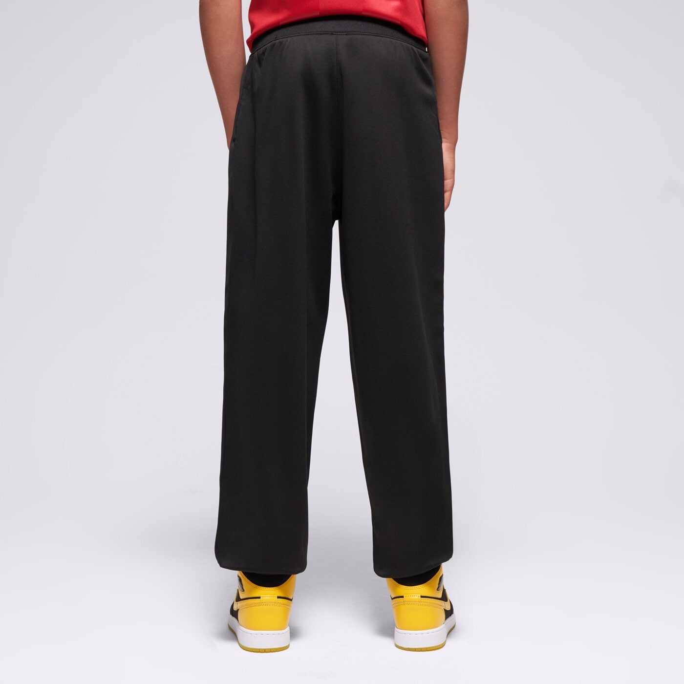 Детски панталони JORDAN ПАНТАЛОНИ JDN UNISEX EASE FLC SWEATPANT BOY 95d568-023 цвят черен