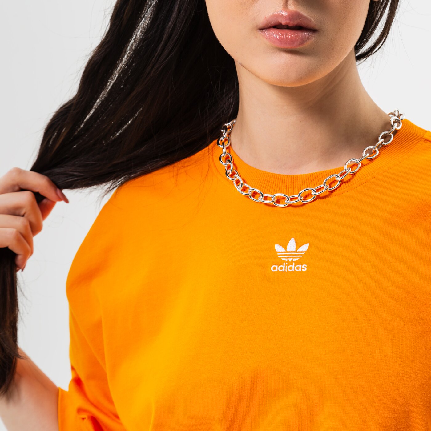 Дамска тениска ADIDAS ESSENTIAL TREFOIL BOYFRIEND ТЕНИСКА hf7476 цвят оранжев