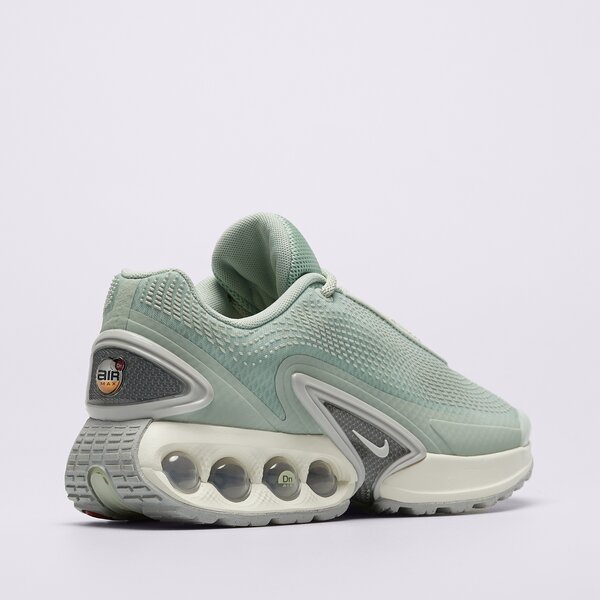 Дамски маратонки NIKE W AIR MAX DN  hj9636-001 цвят зелен