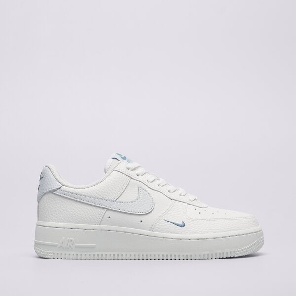 Дамски маратонки NIKE WMNS AIR FORCE 1 '07 hv2511-100 цвят бял