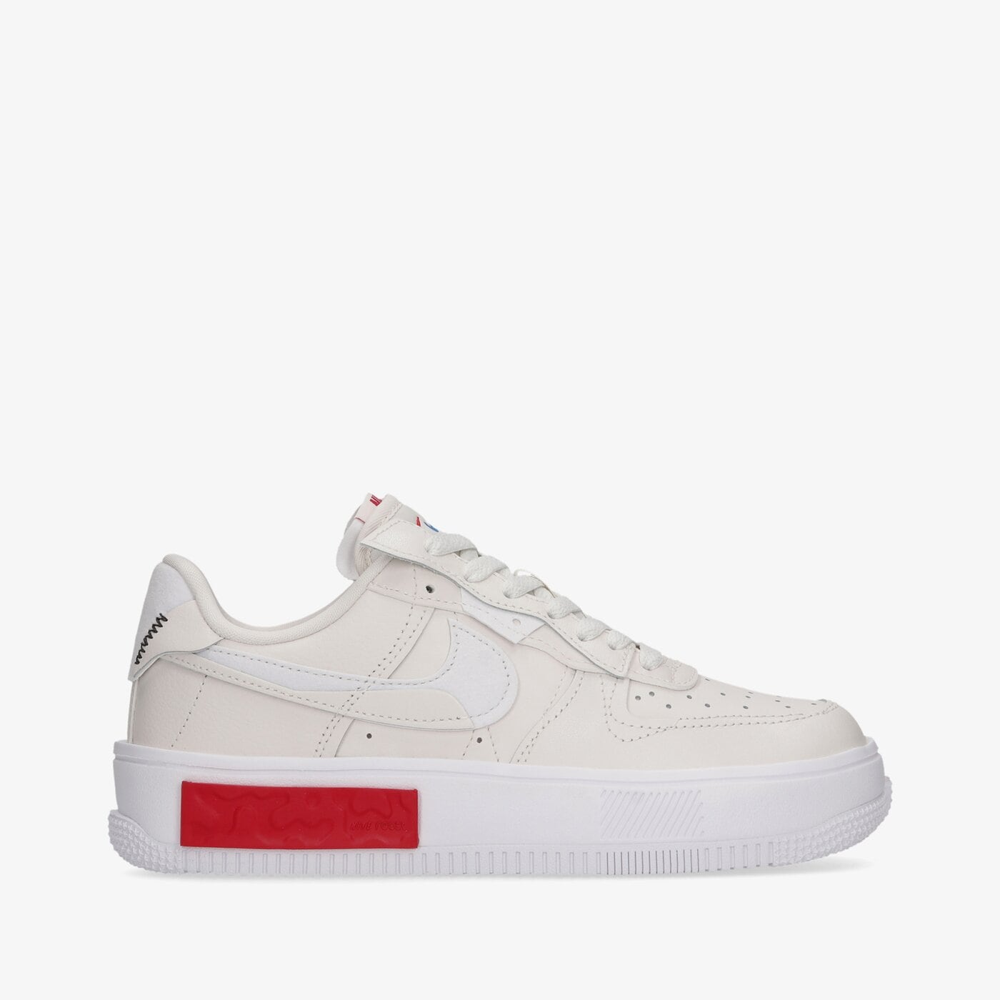 Дамски маратонки NIKE AIR FORCE 1 FONTANKA dh1290-001 цвят бежов