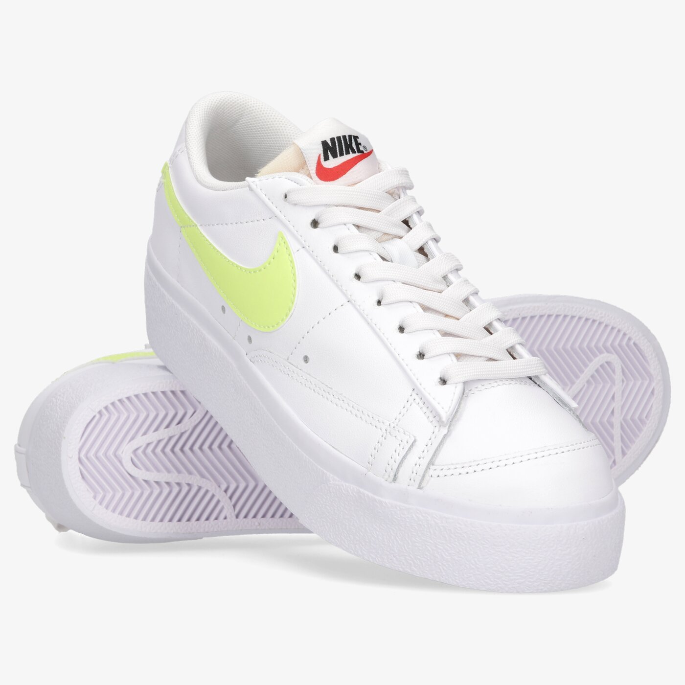Дамски маратонки NIKE BLAZER LOW PLATFORM dj0292-102 цвят бял