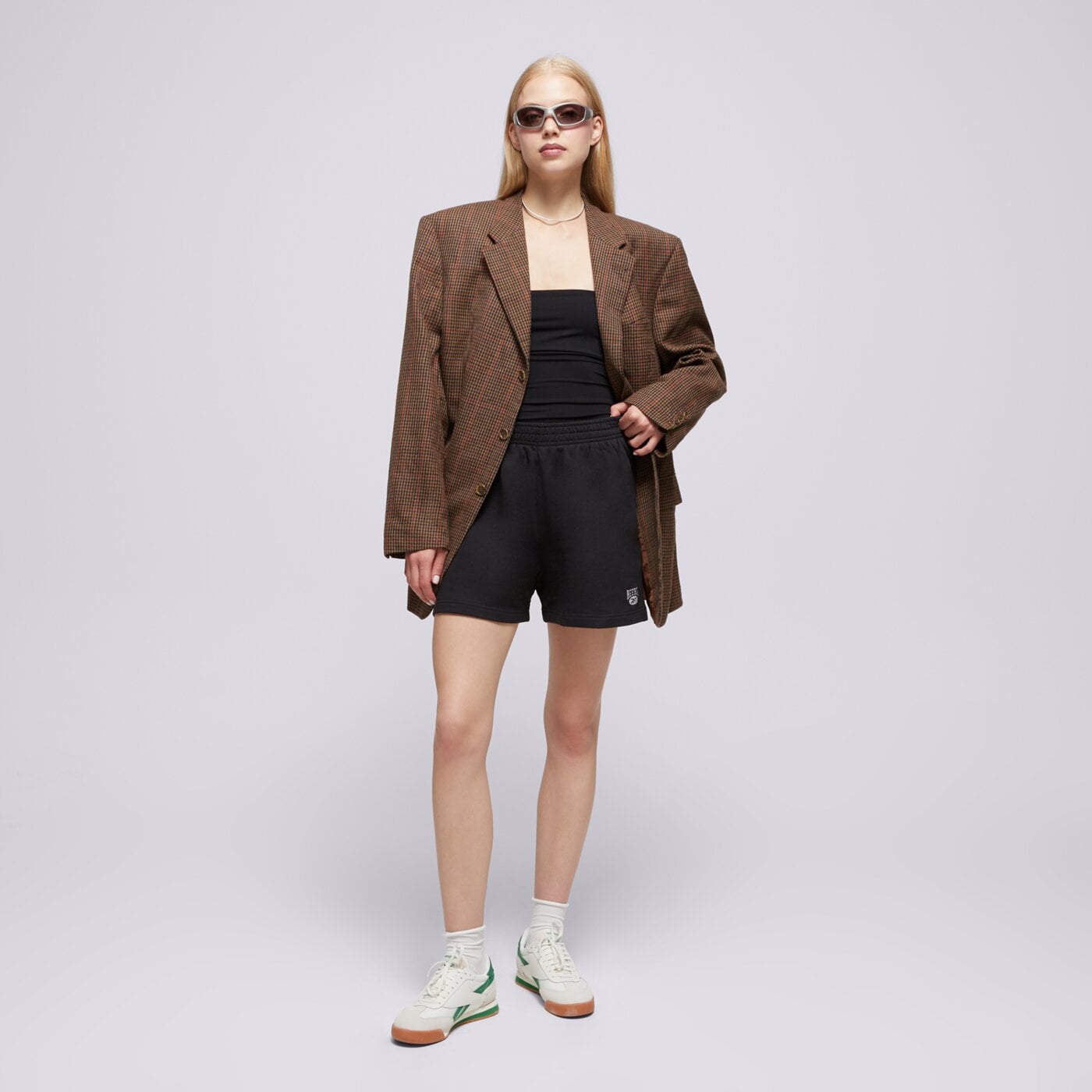 Дамски къси панталони REEBOK ШОРТИ CL AE SM LOGO SHORT 100075518 цвят черен