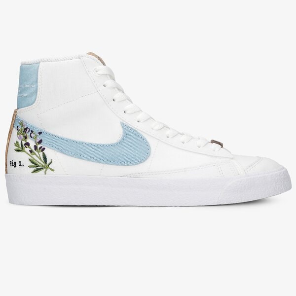 Дамски маратонки NIKE BLAZER MID '77 SE dc9265-100 цвят бял