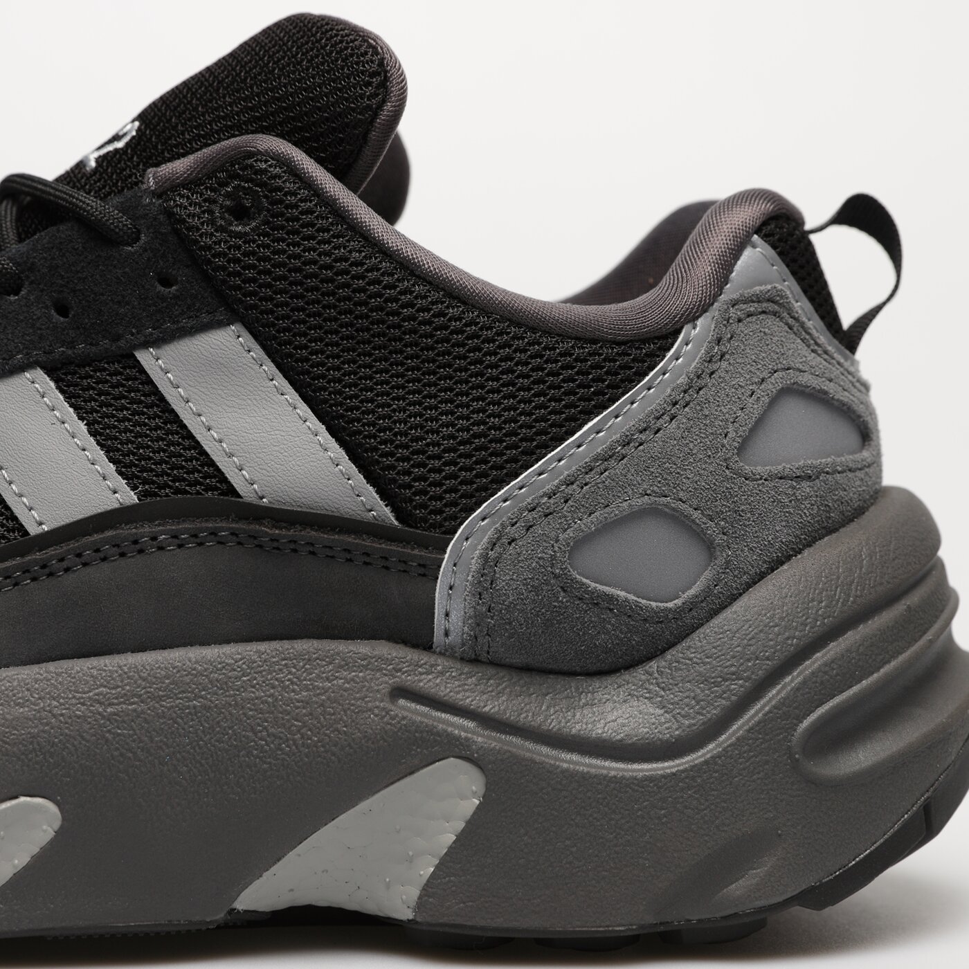 Мъжки маратонки ADIDAS ZX 22 BOOST hp2783 цвят черен