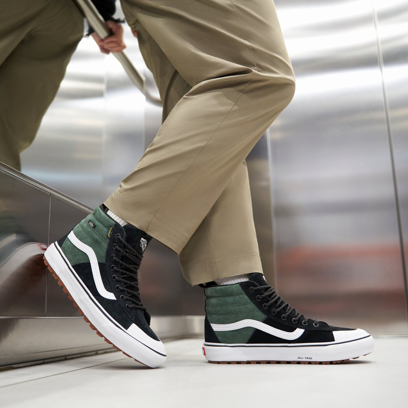 Мъжки маратонки VANS UA SK8-HI MTE-2 vn0007nkyj71 цвят черен