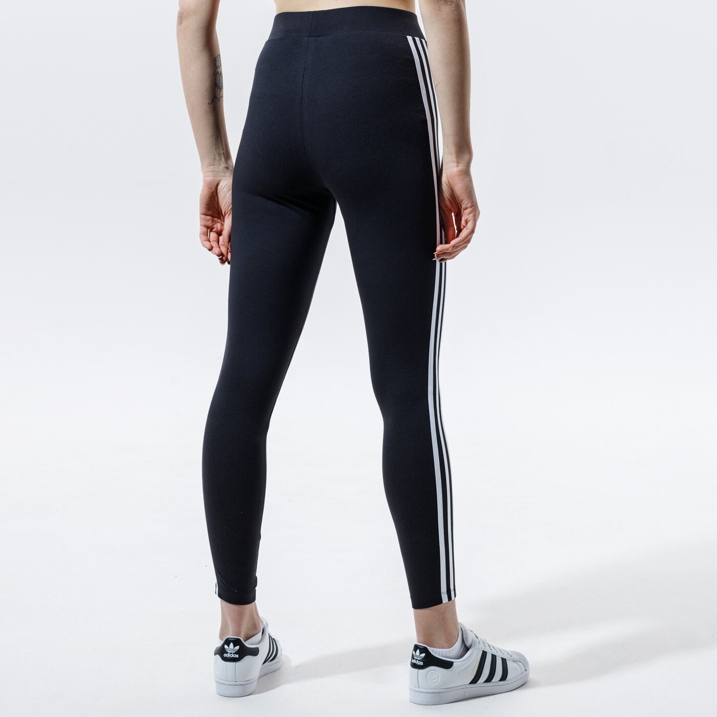 Дамски панталони ADIDAS КЛИН 3 STR TIGHT gn4504 цвят черен