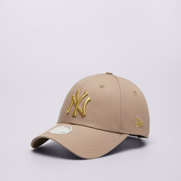 Дамска шапка с козирка NEW ERA ШАПКА WMNS MET LOGO 940 NYY NEW YORK YANKEES 60503624 цвят кафяв