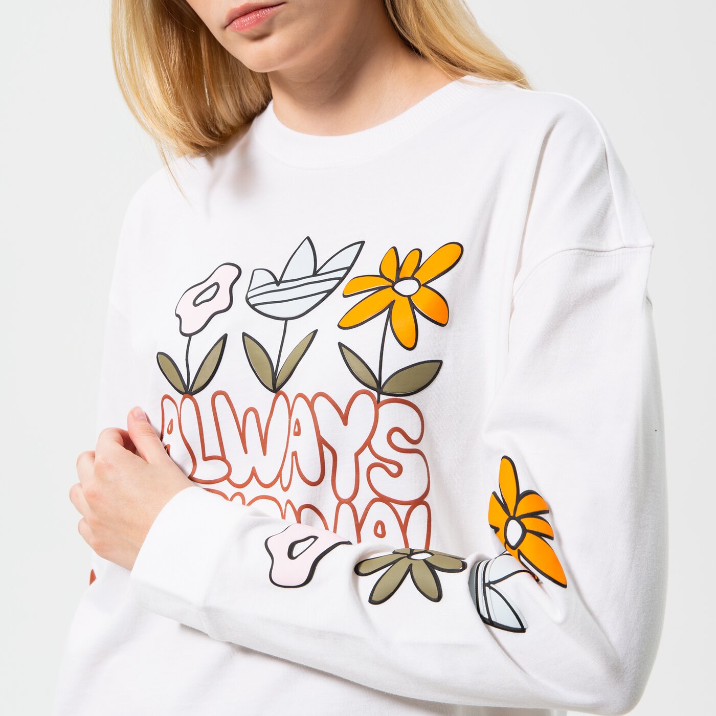 Дамска тениска ADIDAS ТЕНИСКА GRAPHIC LS hf2013 цвят бял