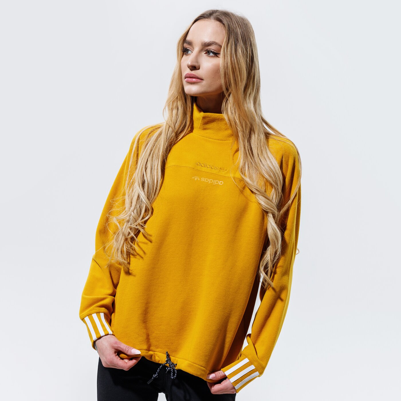 Дамски суичър ADIDAS СУИТЧЪР SWEATSHIRT gd3884 цвят горчица