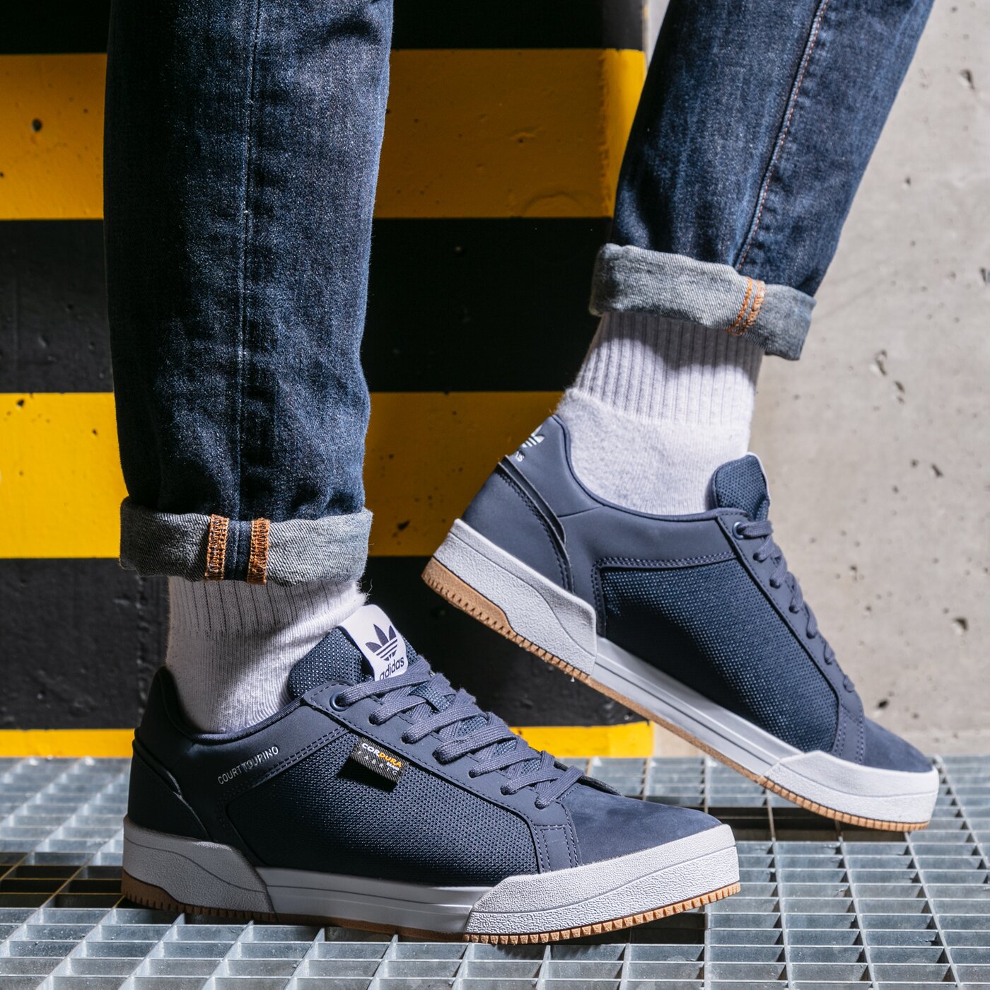 Мъжки маратонки ADIDAS COURT TOURINO gw2876 цвят тъмносин