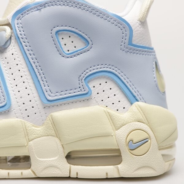 Дамски маратонки NIKE WMNS AIR MORE UPTEMPO fd9869-100 цвят бял