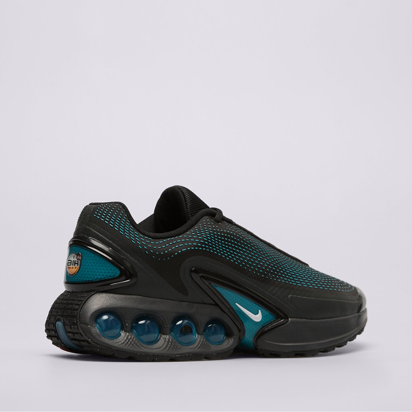 Мъжки маратонки NIKE AIR MAX DN hv5235-001 цвят черен