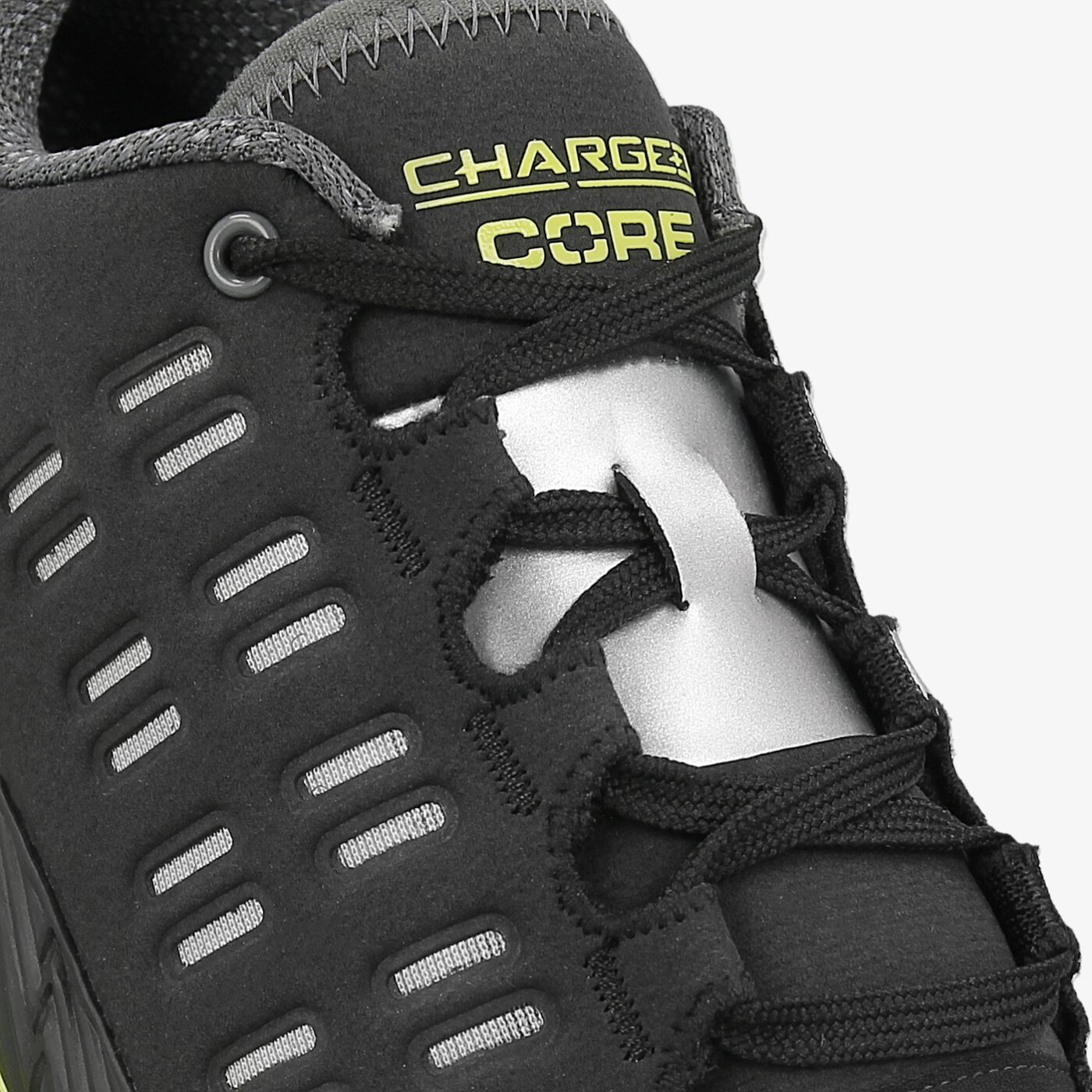 UNDER ARMOUR W CHARGED CORE 1274415003 цвят черен