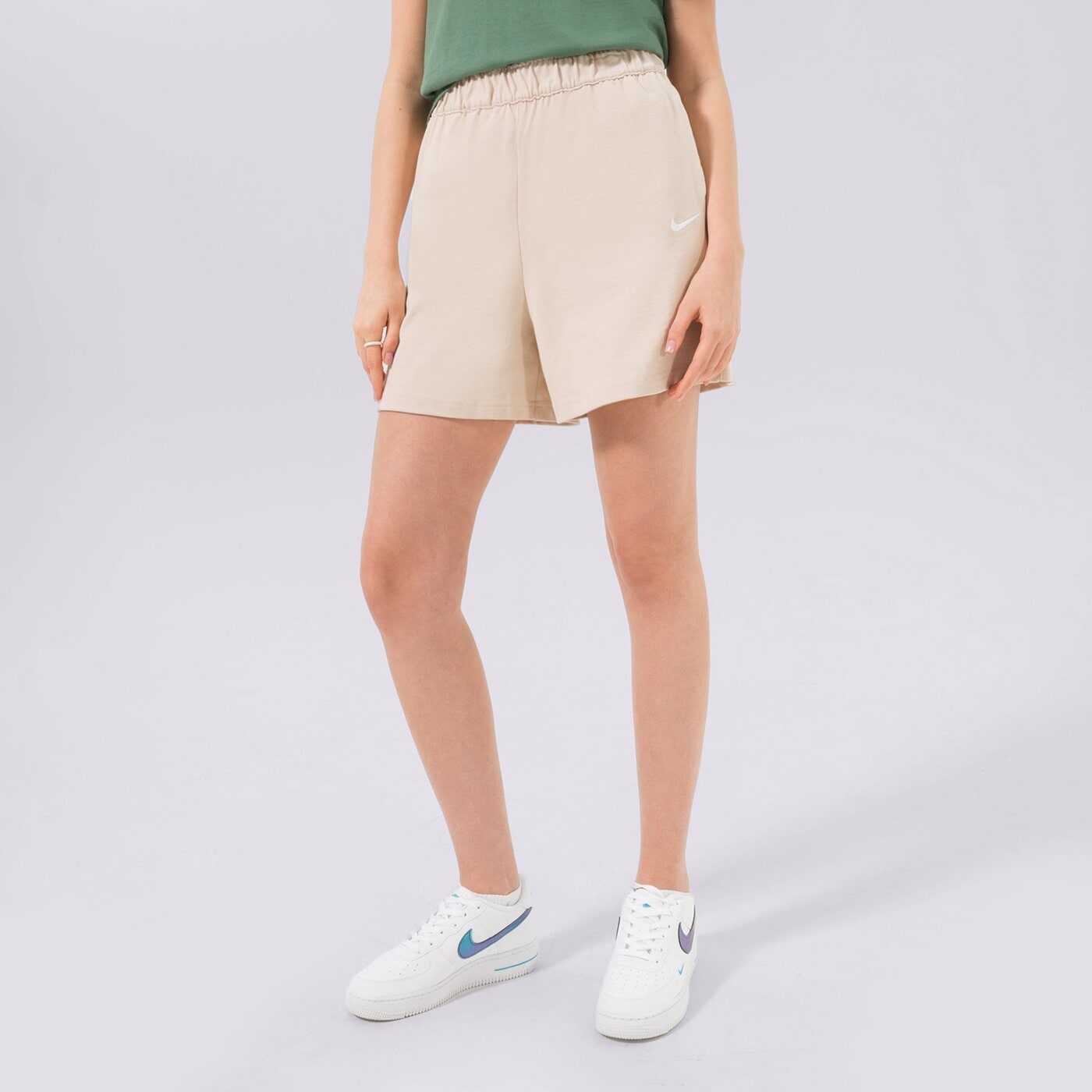 Дамски къси панталони NIKE ШОРТИ dm6728-126 цвят бежов