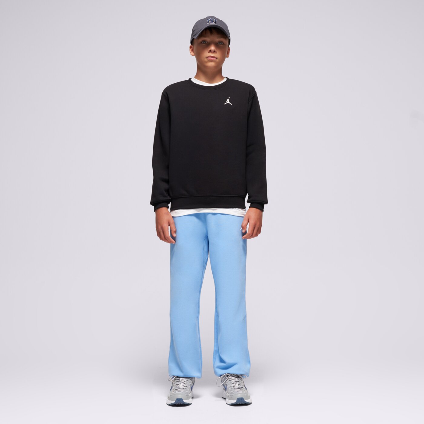 Детски суичър JORDAN СУИТЧЪР JDN MJ BRKLN FLC CREW BOY 95f114-023 цвят черен