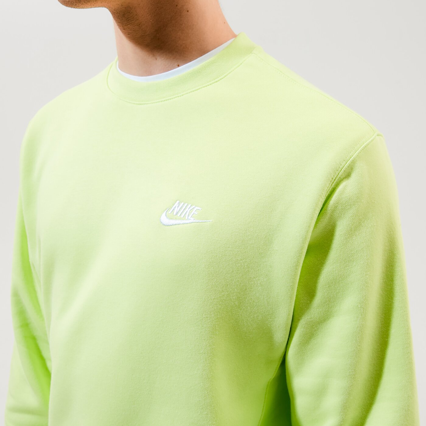 Мъжки суичър NIKE СУИТЧЪР SPORTSWEAR CLUB FLEECE bv2662-736 цвят жълт