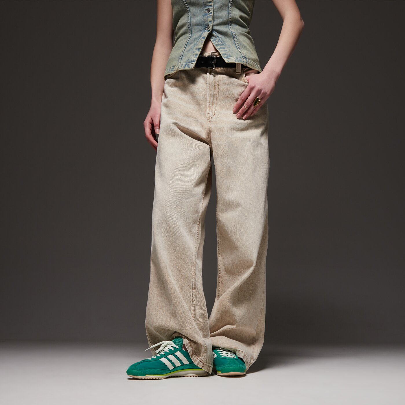 Дамски маратонки ADIDAS SL 72 OG W jq7397 цвят зелен