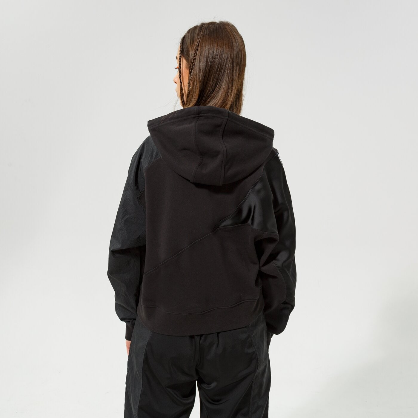 Дамски суичър ADIDAS СУИТЧЪР С КАЧУЛКА HOODIE hc7050 цвят черен