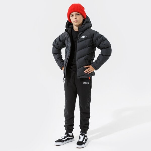 Детска преходно яке NIKE ЯКЕ ЗИМНО SPORTSWEAR PADDED JACKET JUNIOR U cu9157-010 цвят черен