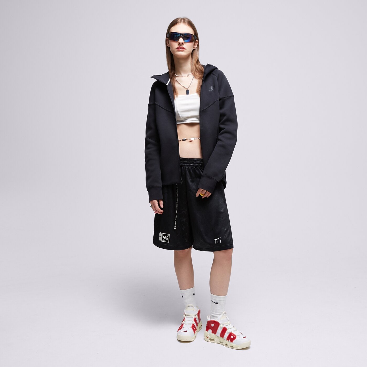 Дамски суичър NIKE СУИТЧЪР С КАЧУЛКА W NSW TCH FLC WR FZ HDY fb8338-010 цвят черен