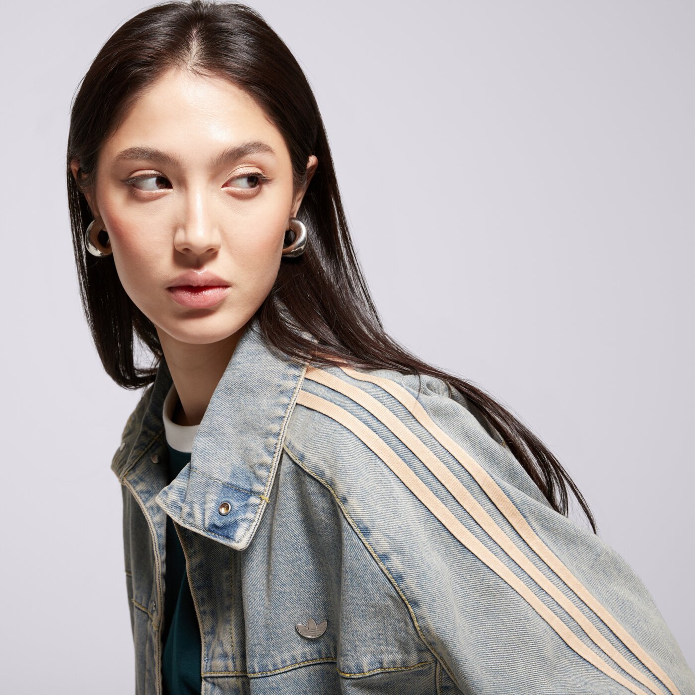 Дамско преходно яке ADIDAS ЯКЕ P ESS DENIM JKT jy2872 цвят син