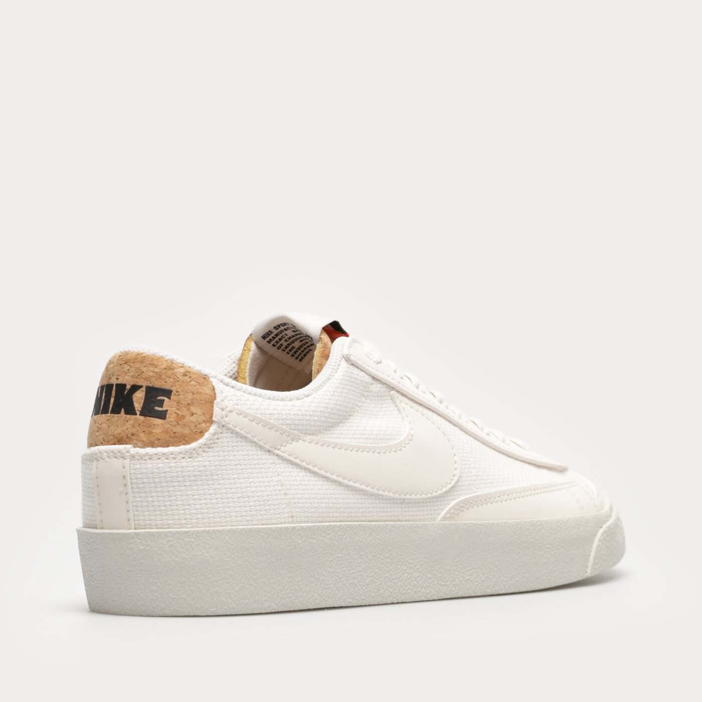Мъжки маратонки NIKE BLAZER LOW '77 PRM dv7231-001 цвят бежов
