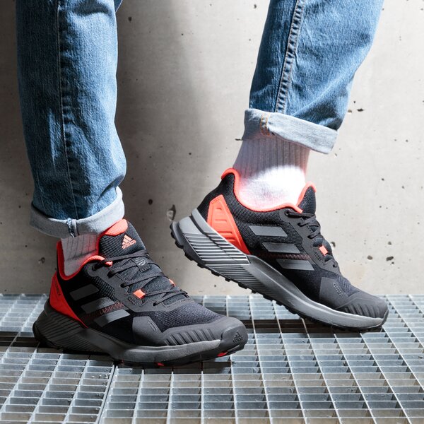 Мъжки туристически обувки ADIDAS TERREX SOULSTRIDE fy9214 цвят черен
