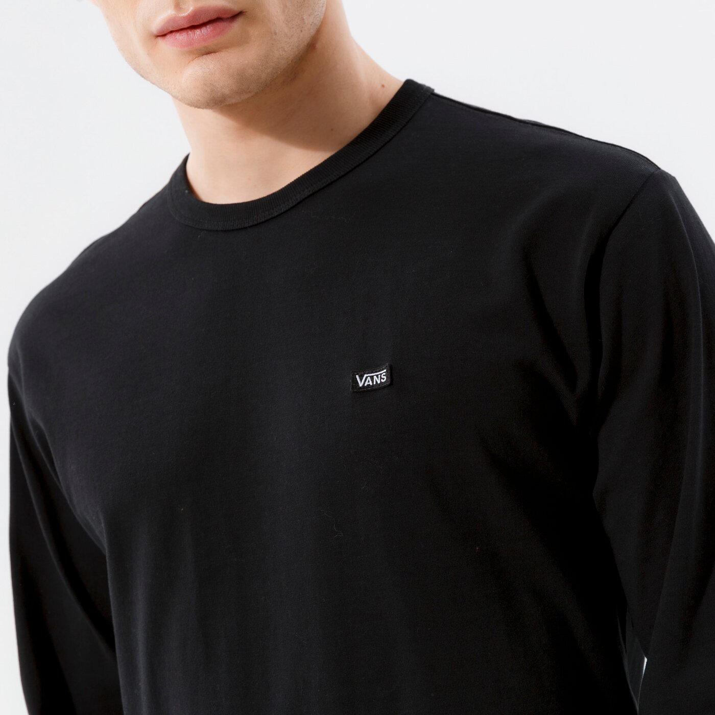 Мъжка тениска VANS ТЕНИСКА MN OFF THE WALL CLASSIC LS vn0a4turblk1 цвят черен