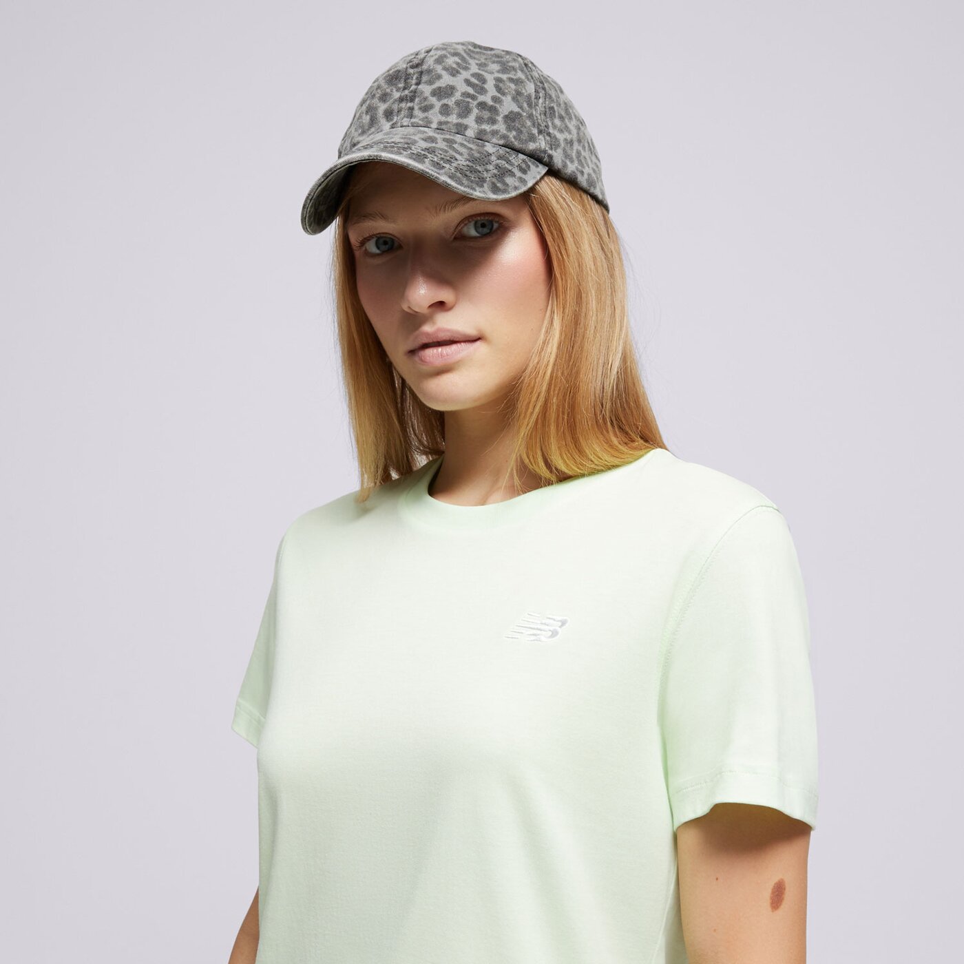 Дамска тениска NEW BALANCE ТЕНИСКА SPORT ESSENTIALS JERSEY wt41509mew цвят зелен